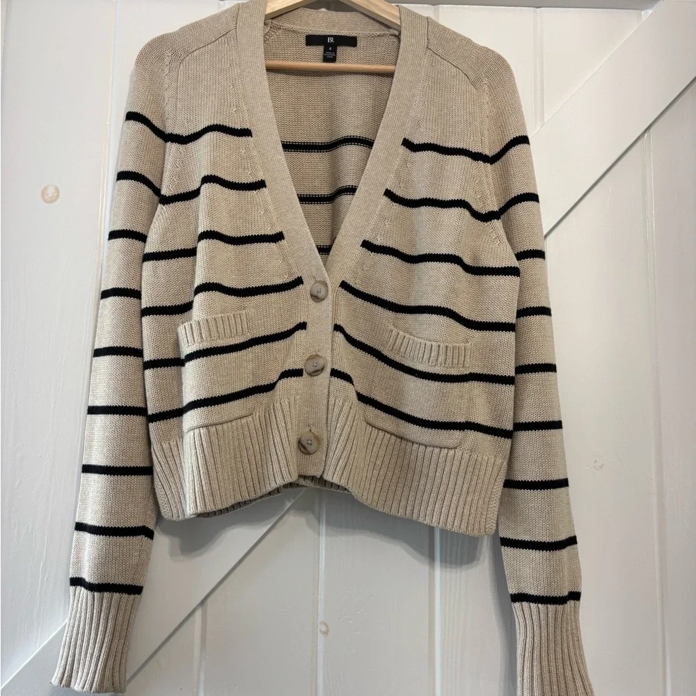 Banana Republic Essential Short Cardigan Black Beige Striped Wool Silk Blend S